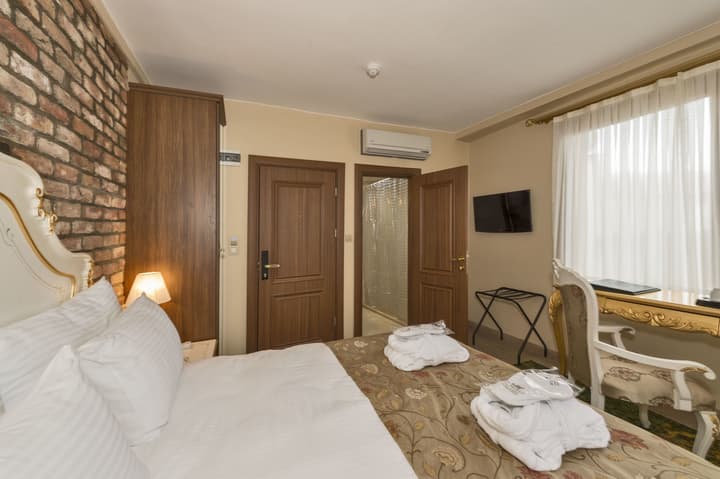 By Murat Royal Hotels