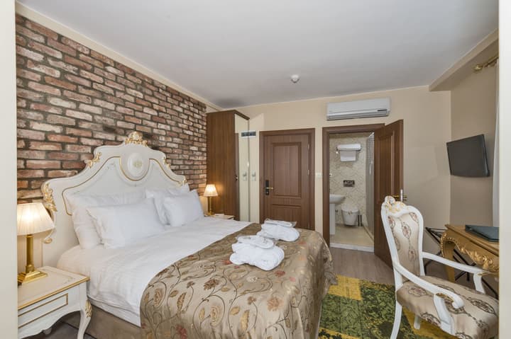 By Murat Royal Hotels