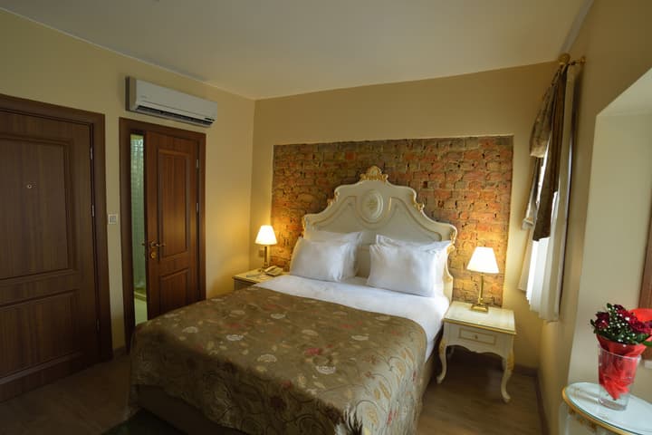 By Murat Royal Hotels