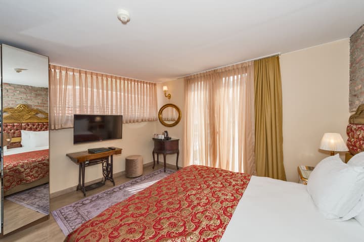 By Murat Royal Hotels