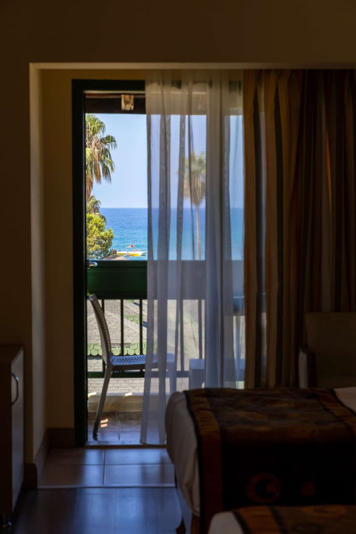 Oz Hotels İncekum Beach Resort