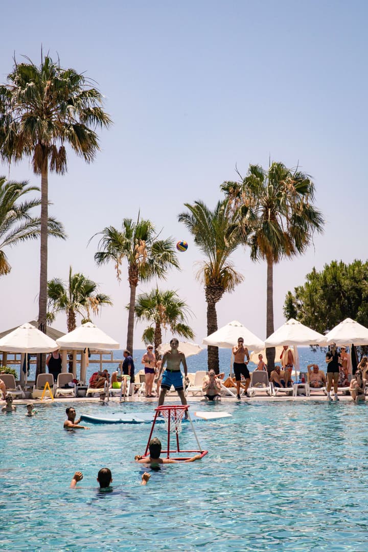Oz Hotels İncekum Beach Resort