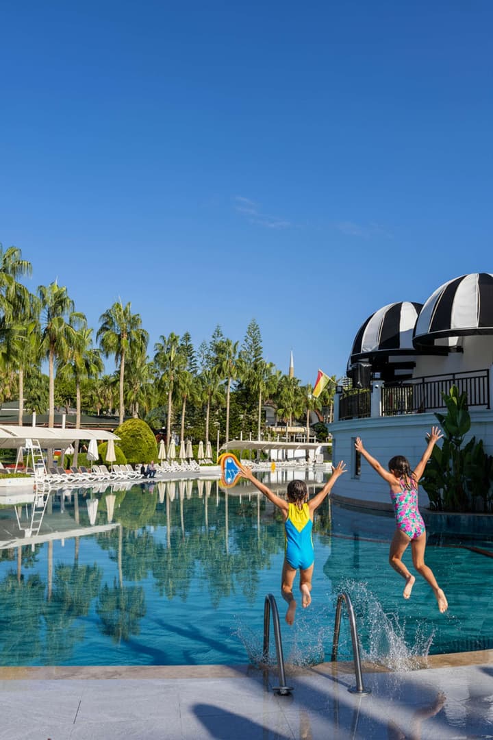 Oz Hotels İncekum Beach Resort