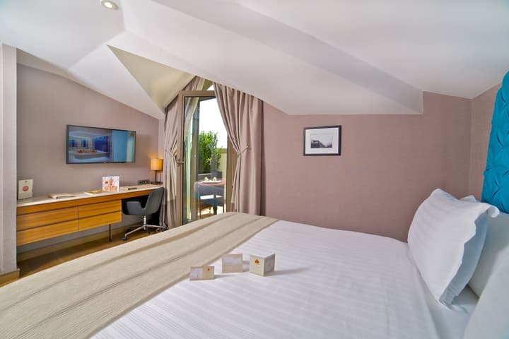 Dosso Dossi Hotels & Spa Downtown
