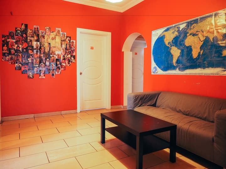 Deeps Hostel