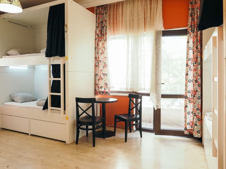 Deeps Hostel
