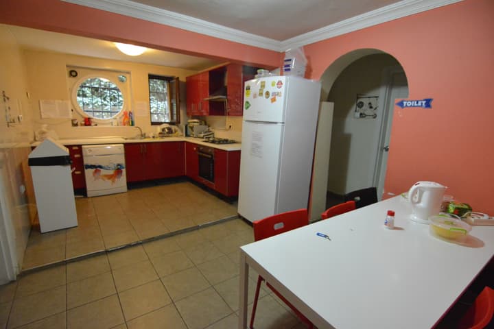 Deeps Hostel