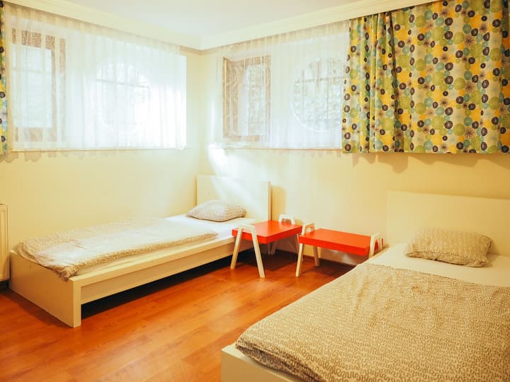Deeps Hostel