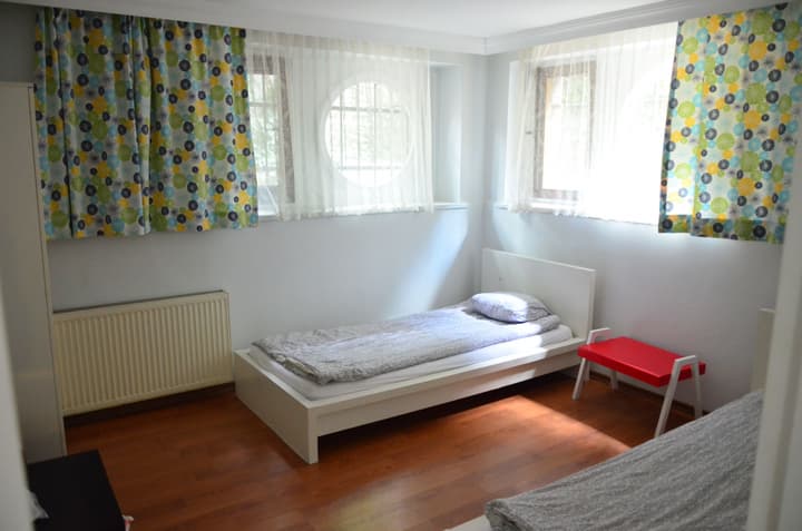 Deeps Hostel