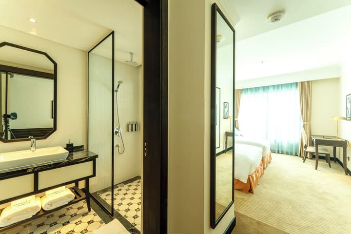Charmant Suites a Boutique Hotel Can Tho