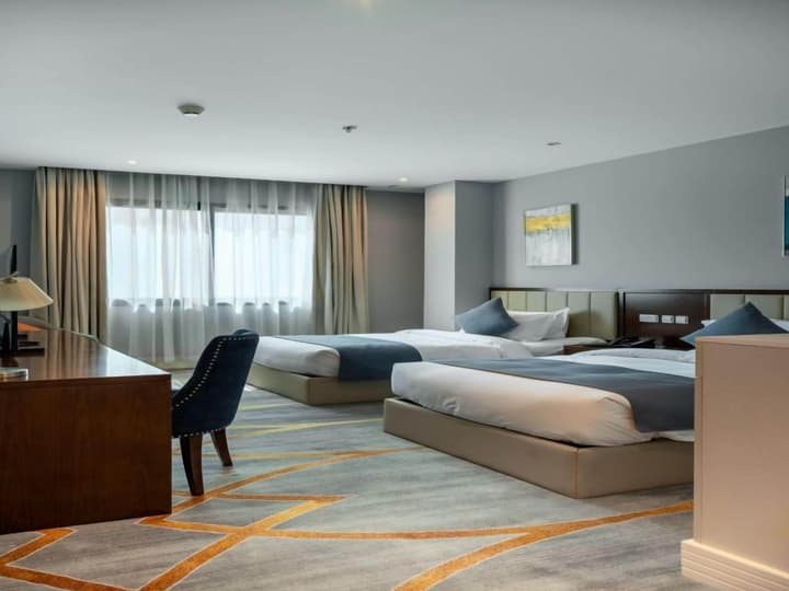 Sherao Hotel Doha - Next to National Museum of Qatar & Metro