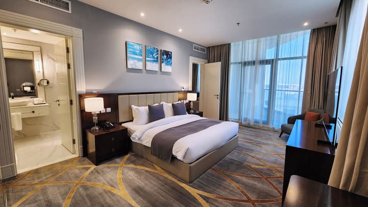 Sherao Hotel Doha - Next to National Museum of Qatar & Metro
