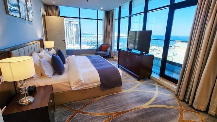 Sherao Hotel Doha - Next to National Museum of Qatar & Metro