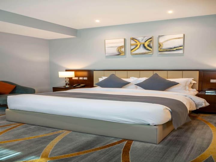Sherao Hotel Doha - Next to National Museum of Qatar & Metro