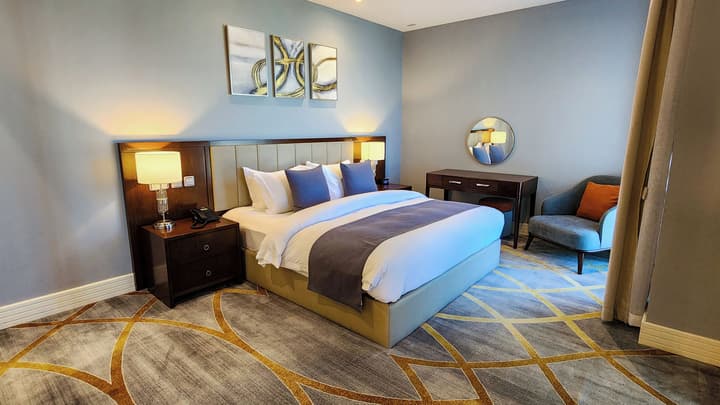 Sherao Hotel Doha - Next to National Museum of Qatar & Metro