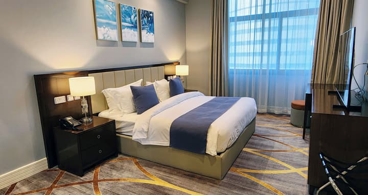 Sherao Hotel Doha - Next to National Museum of Qatar & Metro