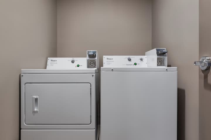 Holiday Inn Express & Suites Bronx - Barnabas area by IHG