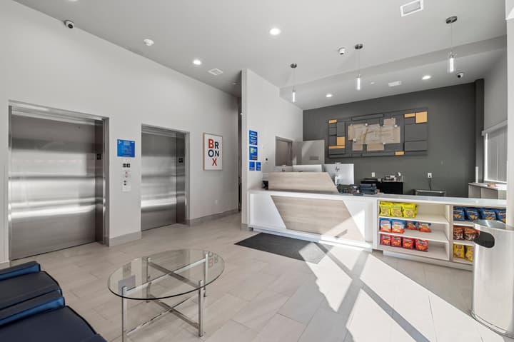 Holiday Inn Express & Suites Bronx - Barnabas area by IHG