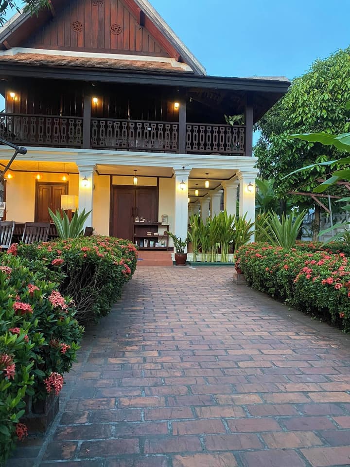 Luang Prabang Residence & Travel