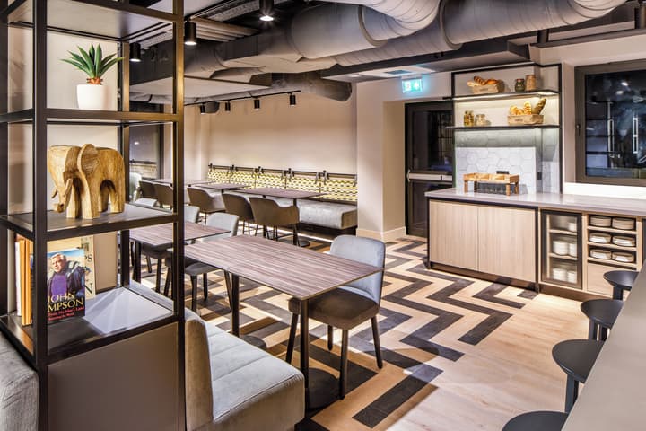 Southgate Hotel London