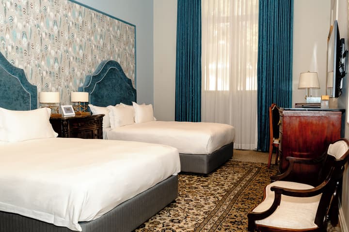 The Monarch Hotel