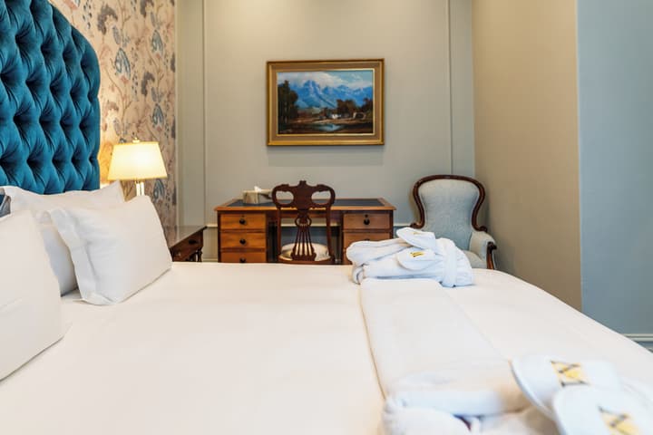 The Monarch Hotel