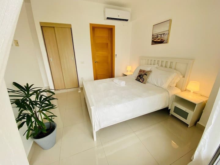 Boca del Mar Residence