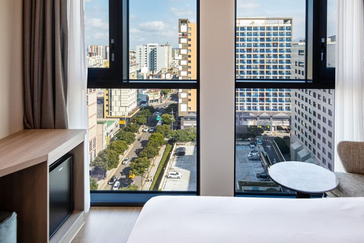 JeJu Bolton Hotel