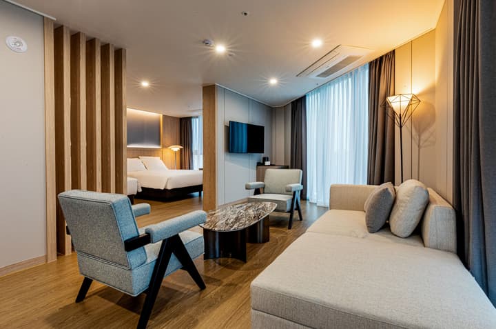 JeJu Bolton Hotel
