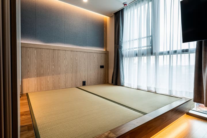 JeJu Bolton Hotel