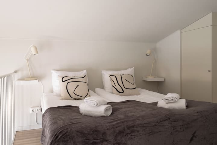 Waterfront Cabins Studio Apartments