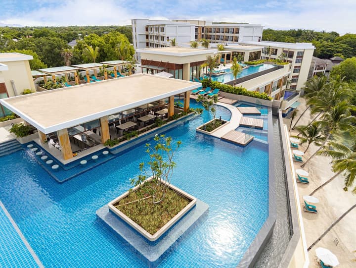 Henann Premier Coast Resort