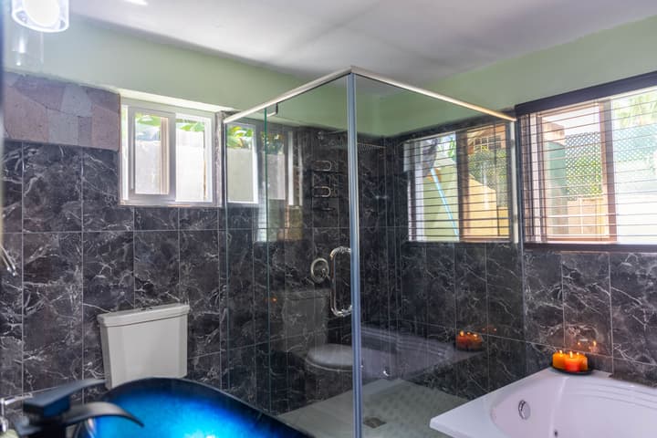 Topaz Apartment Villas-Pool Side Piton v