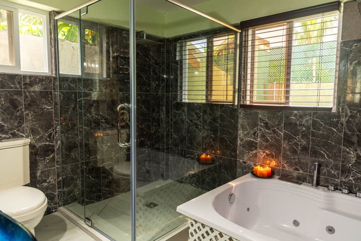 Topaz Apartment Villas-Pool Side Piton v