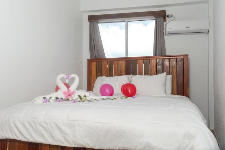 Tropical Palace Hotel