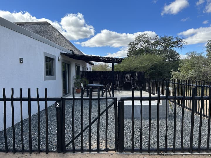 Leadwood Tree Safari Lodge
