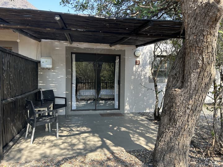 Leadwood Tree Safari Lodge