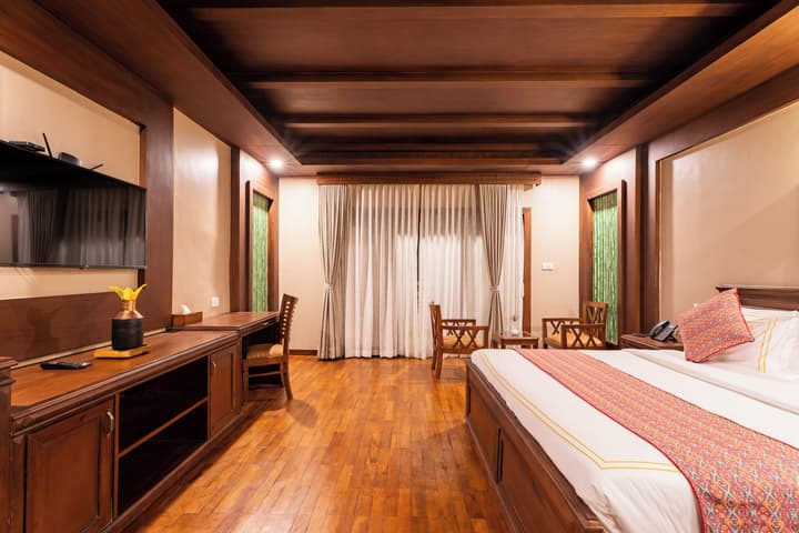 River Bank Jungle Resort