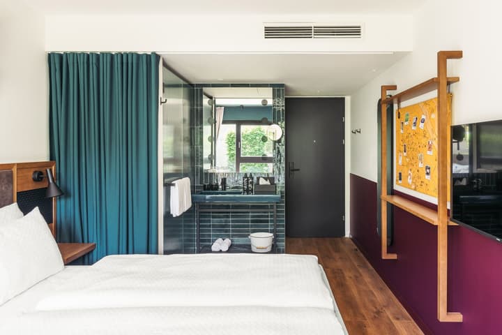 Hotel Schani UNO City