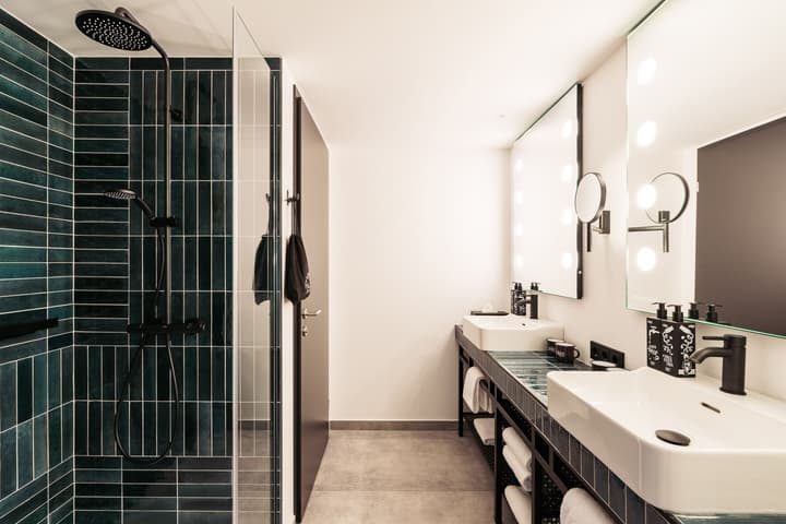Hotel Schani UNO City