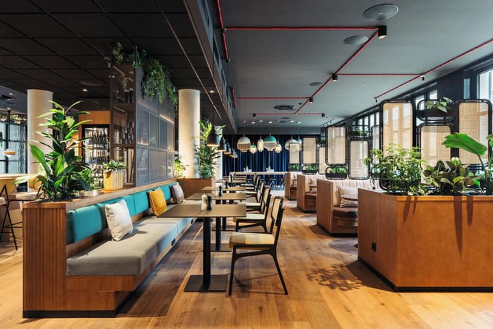 Hotel Schani UNO City