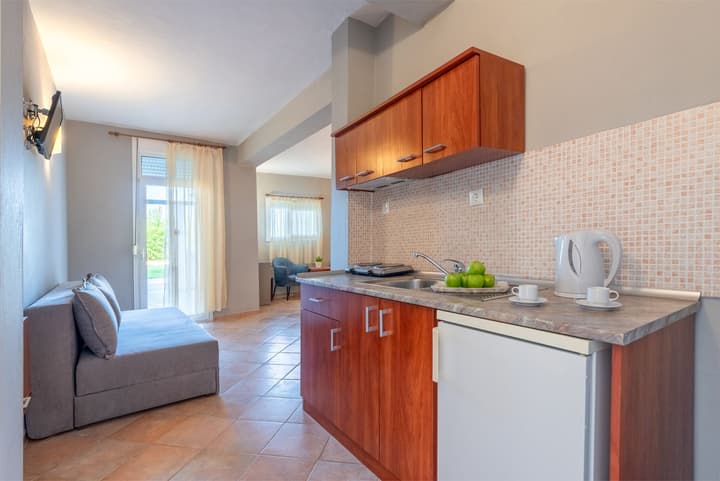 Ampelia Hotel Kassandra