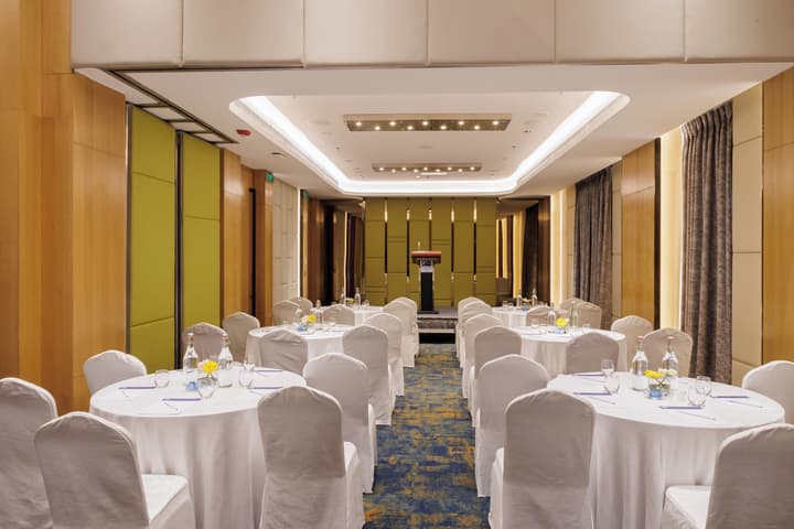 Holiday Inn Express Kathmandu Naxal by IHG