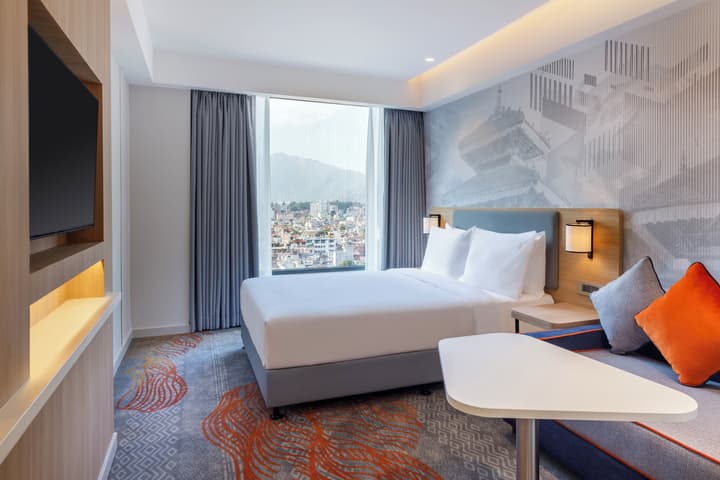 Holiday Inn Express Kathmandu Naxal by IHG