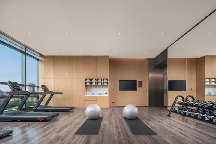 Holiday Inn Express Shenzhen Futian Center by IHG