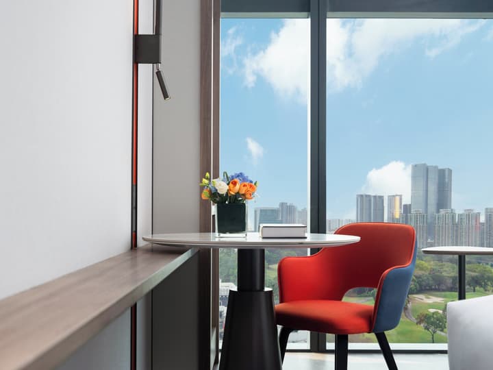 Holiday Inn Express Shenzhen Futian Center by IHG