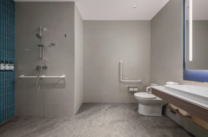Holiday Inn Express Shenzhen Futian Center by IHG