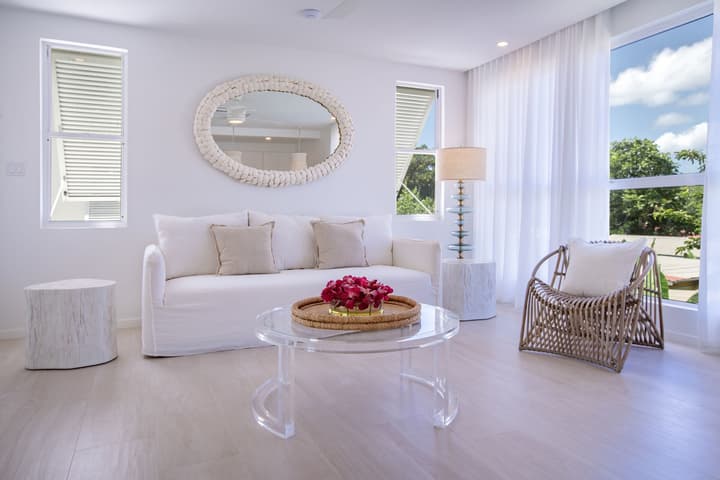 Palm Grove Villas & Hotel