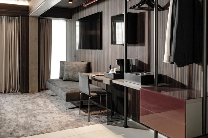 Fitch Hotel