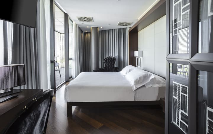 Welcome Hotel